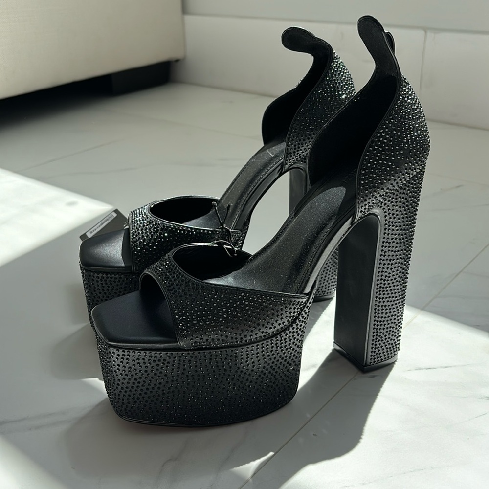 Black sparkly platform heels